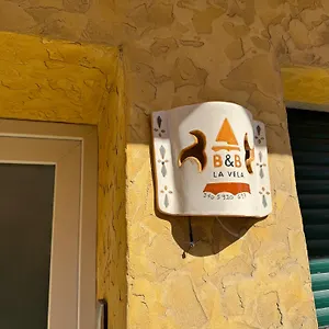Guest house Domo La Vela - - Living 